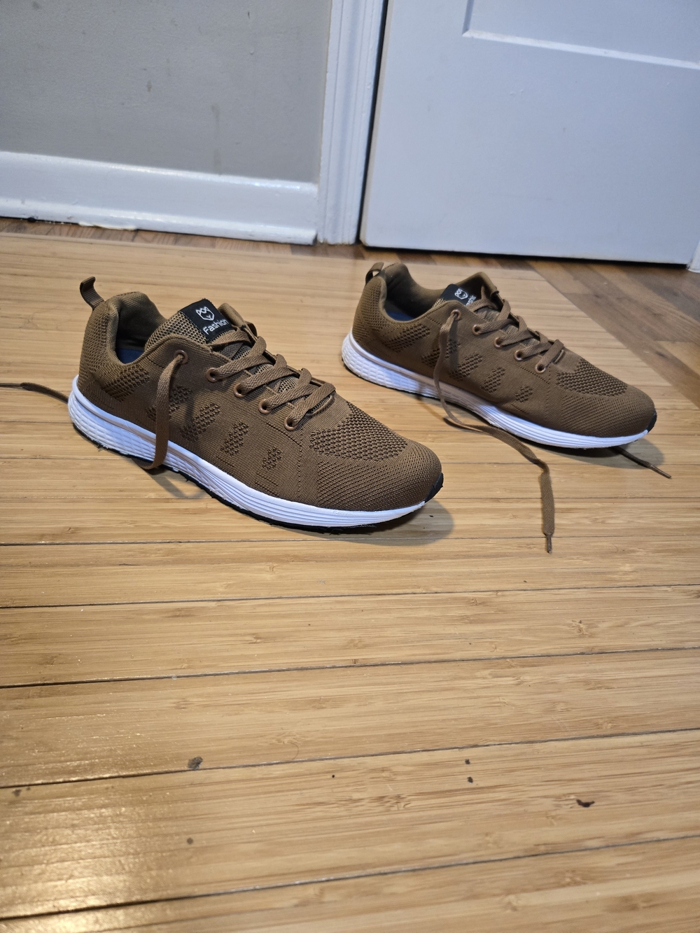 Fashion Nova Men's Brown Knit Lace-Up Sneakers with White Sole